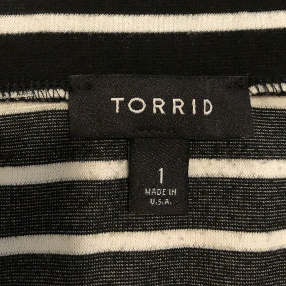 Torrid skirt - Picture 2 of 3